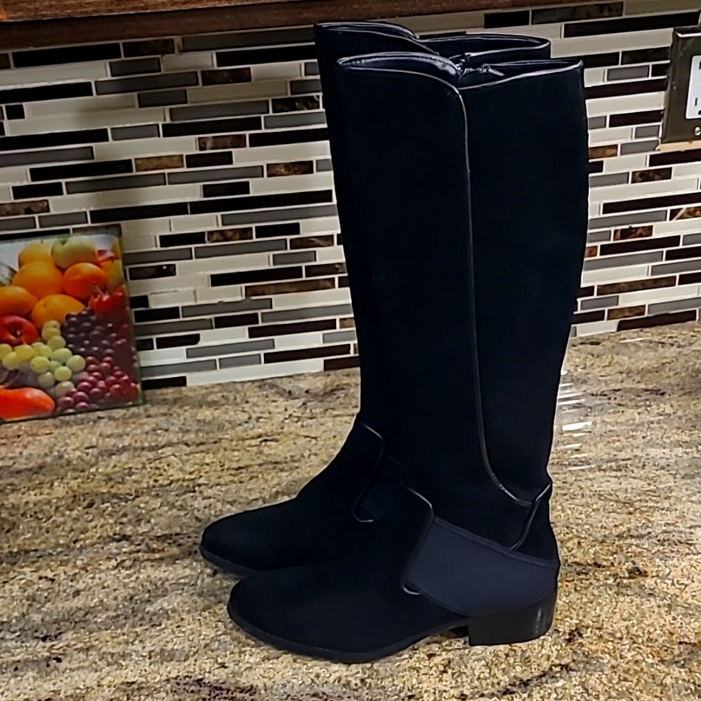 Donald Pliner Nadea Black Suede High Boots Size 7
